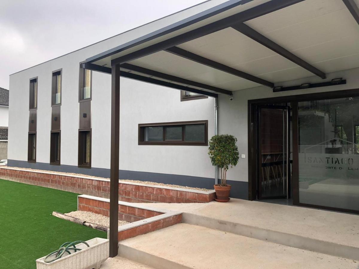 מונפורט דה למוס Albergue Santiago 15 Monforte מראה חיצוני תמונה