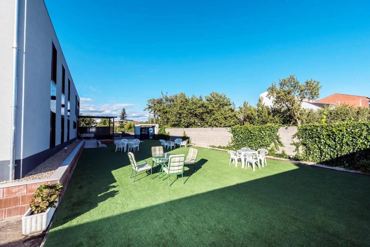 מונפורט דה למוס Albergue Santiago 15 Monforte מראה חיצוני תמונה