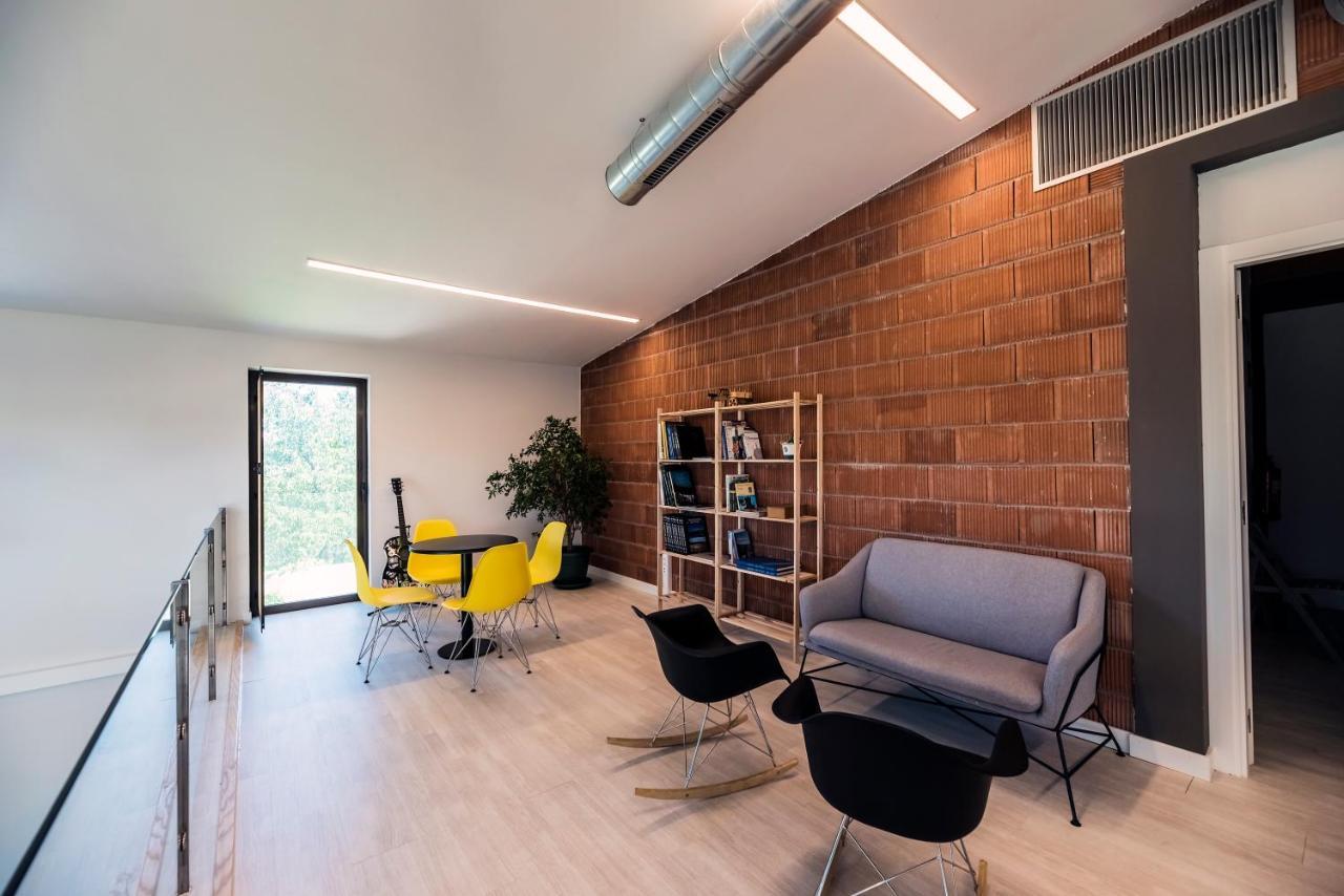 מונפורט דה למוס Albergue Santiago 15 Monforte מראה חיצוני תמונה